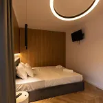 Royalton Woodline Apartament *