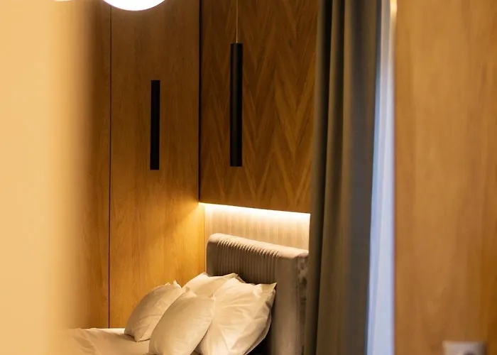 Apartment Royalton Woodline